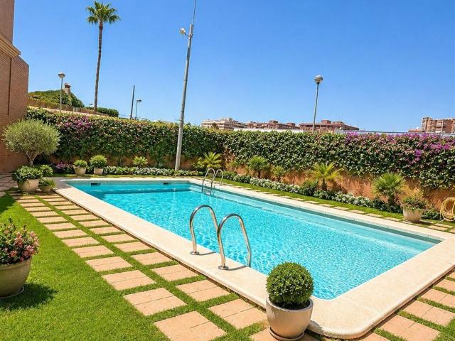 Casa en venta en Urbanització L'Almadrava, l'Alacantí