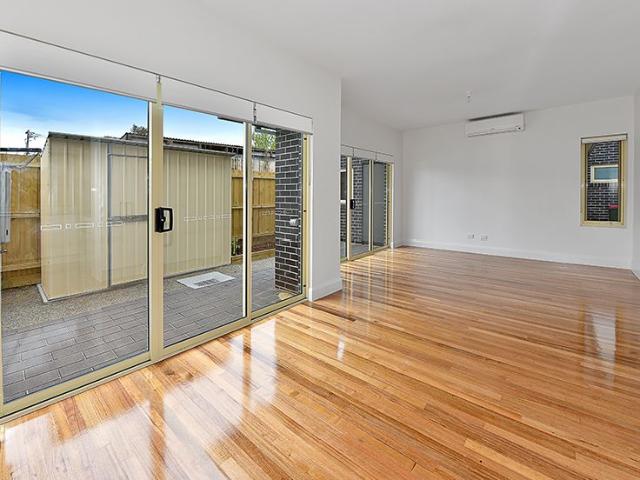 Townhouse for rent in Keilor East, Melbourne