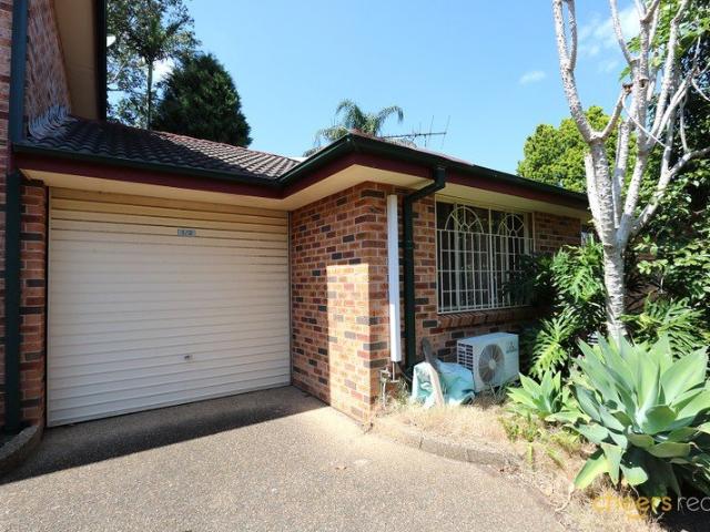 Townhouse for rent in Sydney, New South Wales