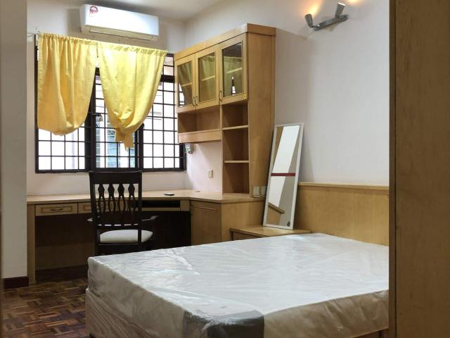 Room for rent in Petaling, Damansara Damai