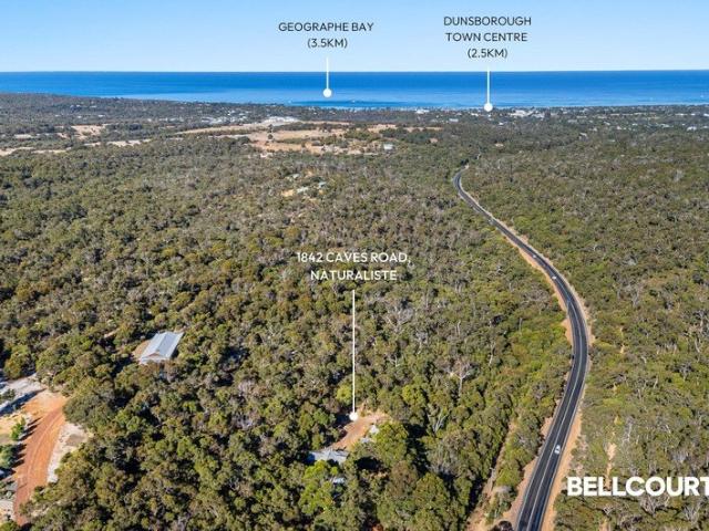 Cottage for sale in Yallingup, Western Australia