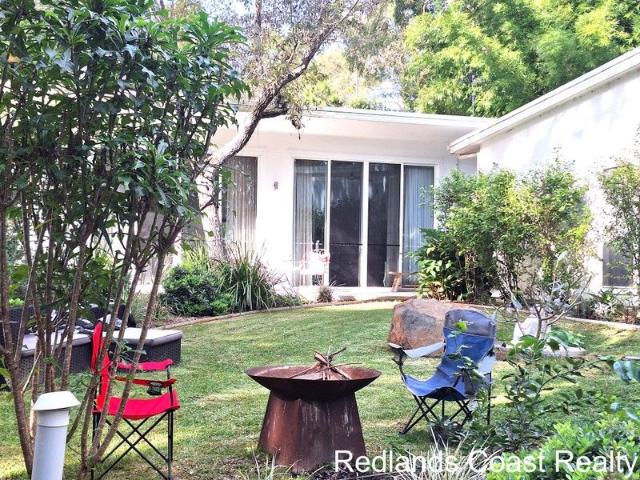 House for sale in Macleay Island, Queensland