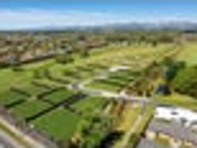 Land for sale in Chaslands, Canterbury