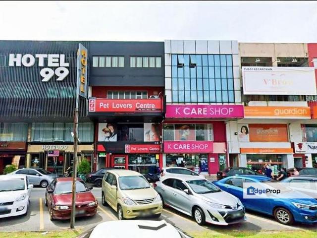 Shop for sale in Petaling Jaya, Petaling
