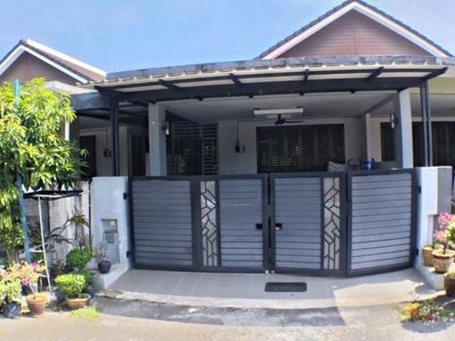 Terraced House for sale in Wellesley, Penang