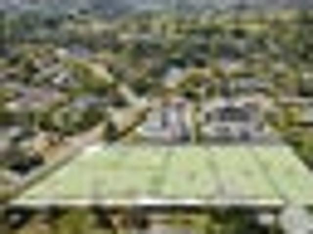 Land for sale in Paremoremo