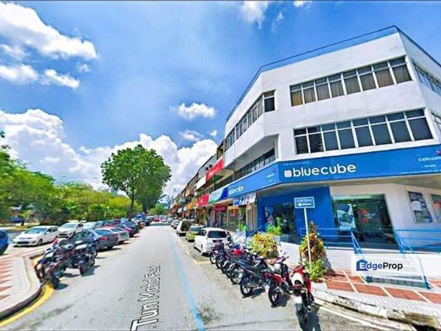 Shop for sale in Taman Tun Dr Ismail, Kuala Lumpur