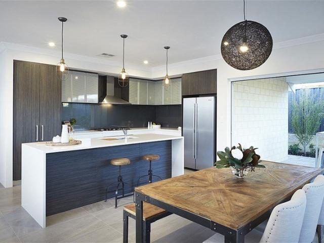 Cottage for sale in Haynes, Western Australia