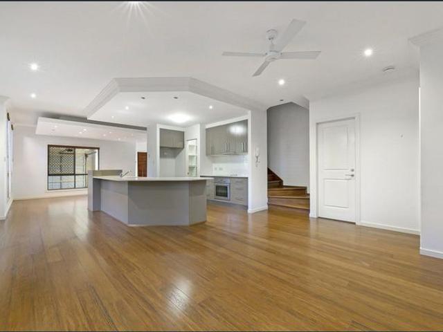 Townhouse for rent in Fernbrook, Queensland