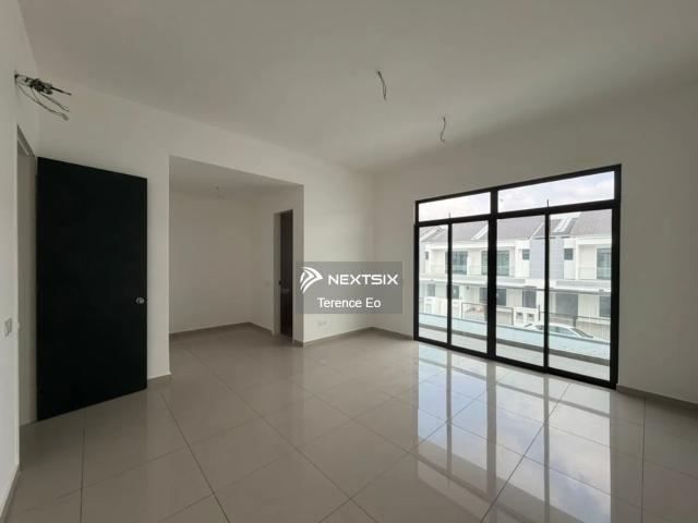 Residential House for sale in Country Heights Damansara, Kuala Lumpur