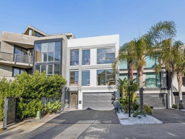 House for rent in Patterson Lakes, Melbourne
