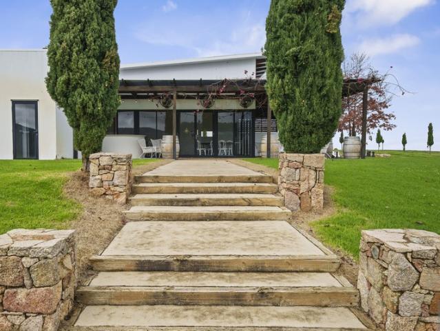 Townhouse for rent in Beechworth, Victoria