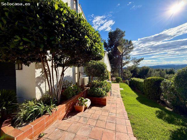 Casa en venta en Urbanización El Bosque, La Hoya de Buñol