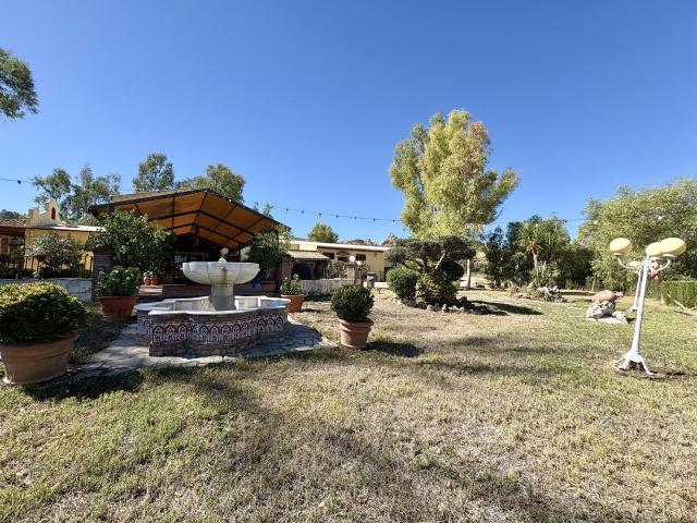 Local Comercial en venta en Sierra de Cádiz, Andalucía
