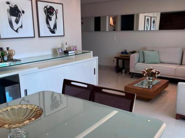 Apartamento venda em Região Geográfica Imediata do Distrito Federal, Região Integrada de Desenvolvimento do Distrito Federal e Entorno