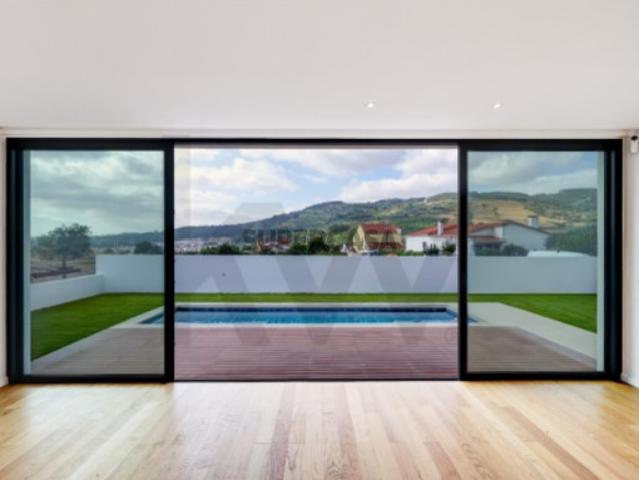 Casa venda em Tojalinho, Santiago Dos Velhos