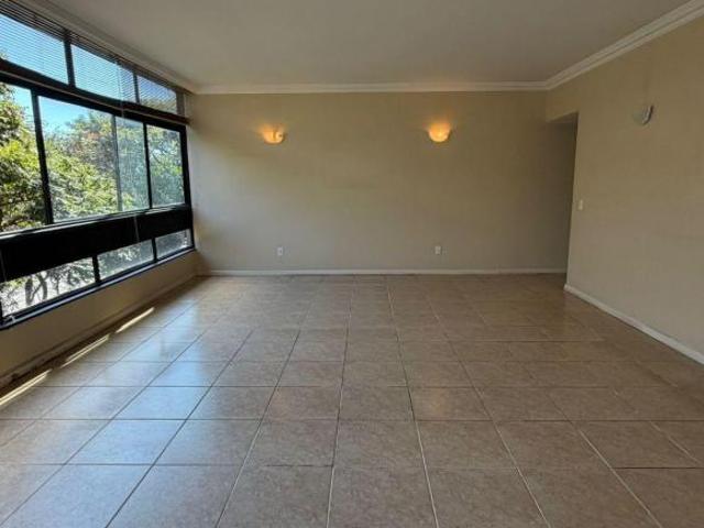 Apartamento venda em Região Geográfica Imediata do Distrito Federal, Região Integrada de Desenvolvimento do Distrito Federal e Entorno