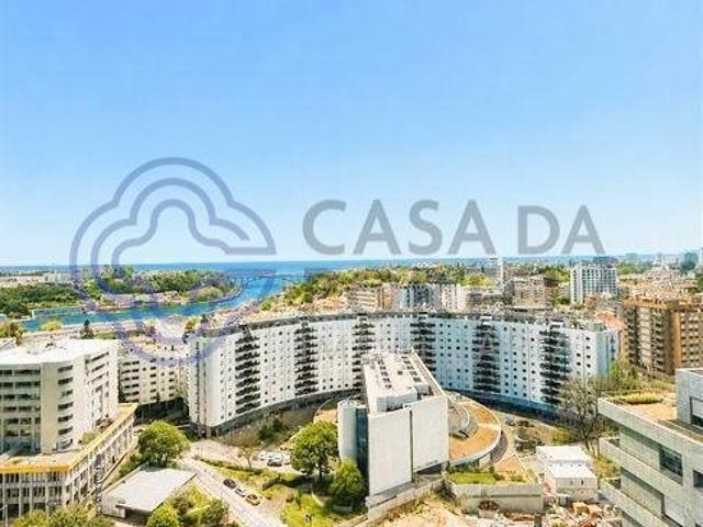 Apartamento venda em Porto, Lordelo Do Ouro