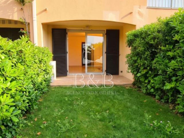 Appartement vente à Arrondissement de Draguignan, Saint-raphaël