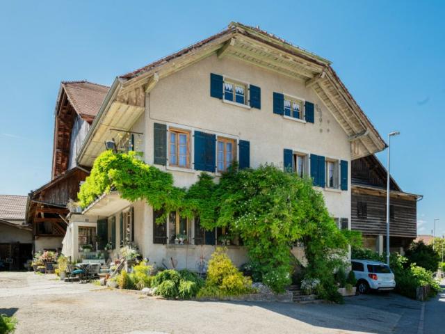 Einfamilienhaus kaufen in Ogens, Waadt