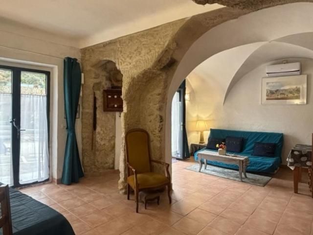 Appartement vente à Apt, Cabrières-d'aigues