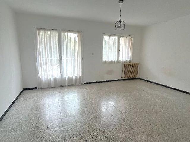Appartement vente à Arrondissement de Toulon, Hyères