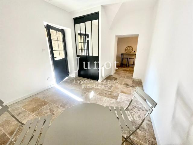 Maison vente à Arles, Aureille