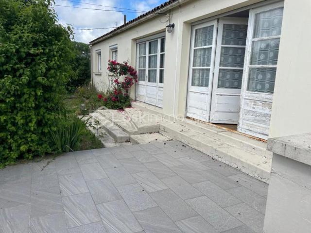Maison vente à Saintes, Cozes