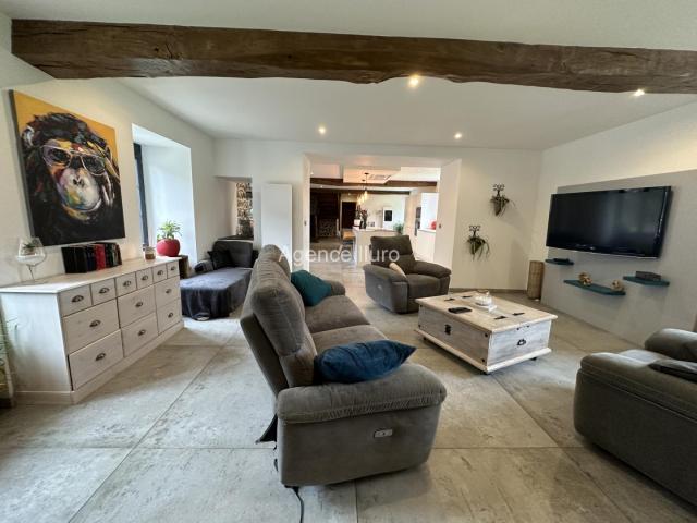 Maison vente à Oloron-Sainte-Marie, Eysus