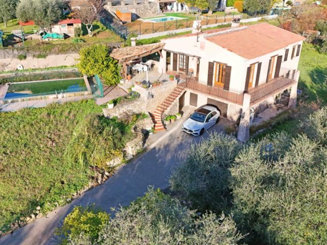 Maison vente à Grasse, Gattières
