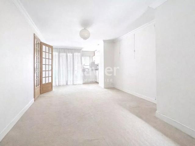 Appartement vente à Paris, Île-de-France