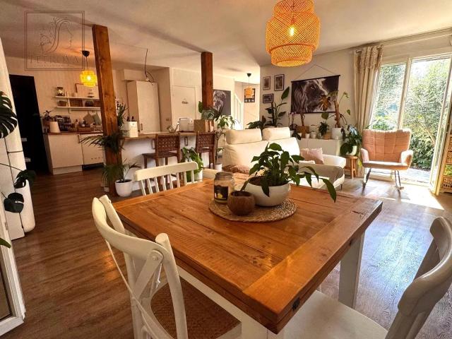Maison vente à Grasse, Gattières