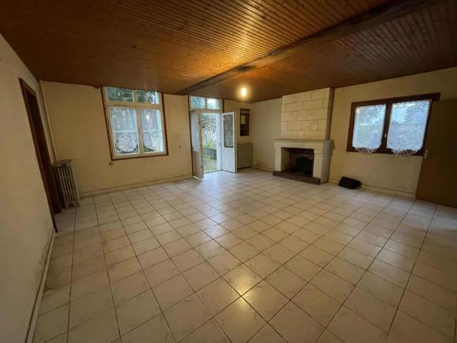 Maison vente à Chinon, Restigné