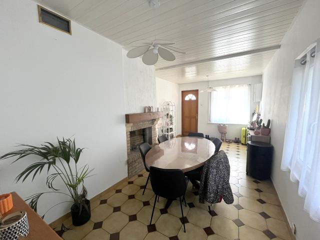 Maison vente à Dunkerque, Esquelbecq