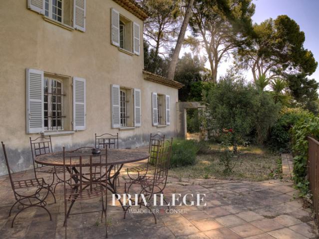 Maison vente à Arrondissement de Toulon, Ollioules