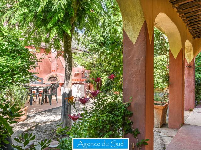 Maison vente à Marseille, Roquevaire