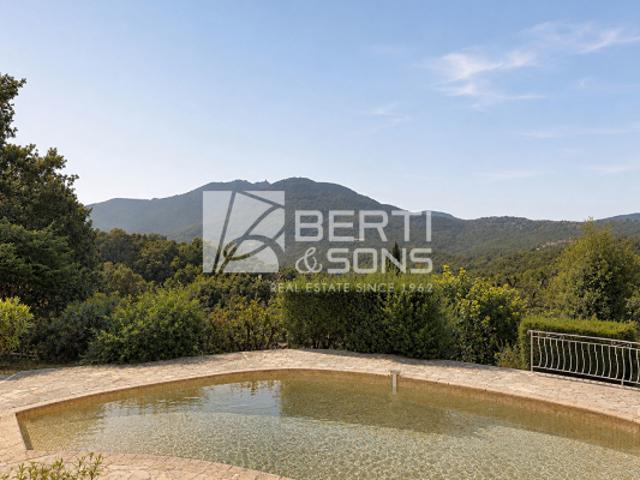 Maison vente à Arrondissement de Draguignan, Les Adrets-de-l'estérel