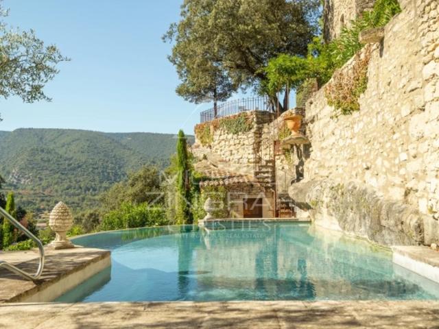 Maison vente à Apt, Ménerbes