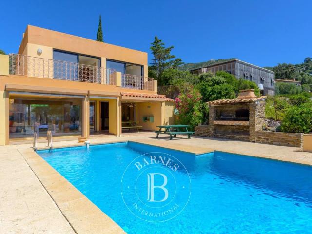 Maison vente à Arrondissement de Toulon, Le Lavandou