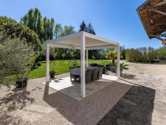 Maison vente à Chambéry, Saint-genix-sur-guiers