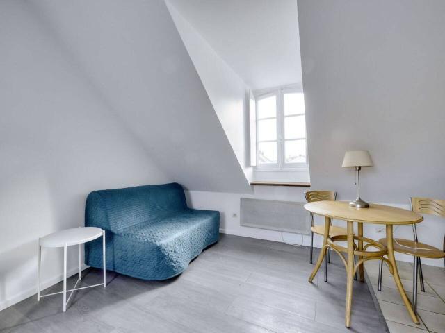Studio location à Les Terres Noires, Vauréal