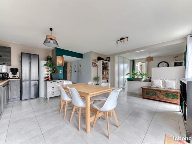 Appartement vente à Saint-Amand-Montrond, Charly