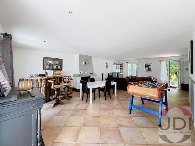 Maison vente à Évry, Mennecy