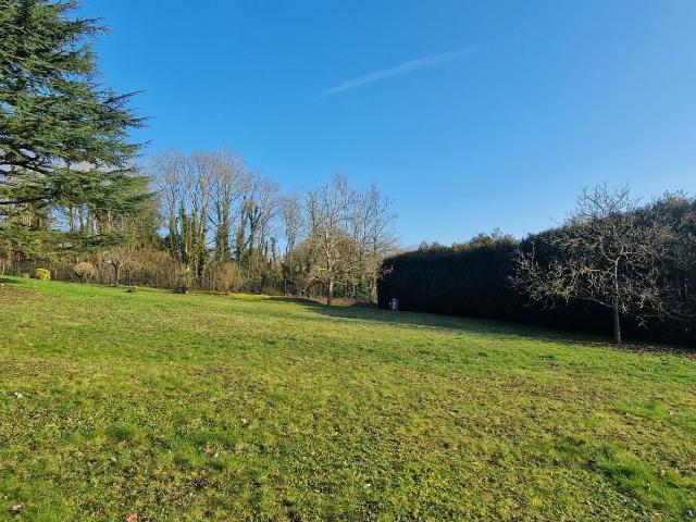 Terrain vente à Mantes-la-Jolie, Vaux-sur-seine