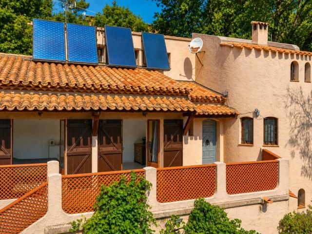 Maison vente à Arrondissement de Toulon, Solliès-toucas