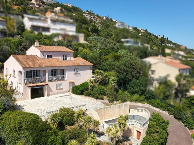 Maison vente à Arrondissement de Draguignan, Saint-raphaël