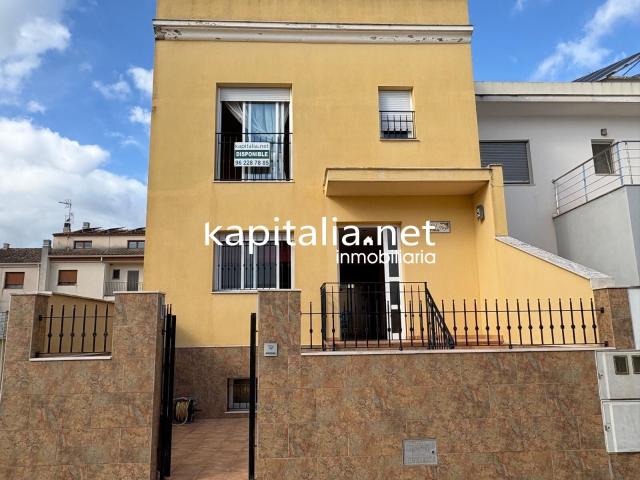 Casa en venta en La Canal de Navarrés, Valencia