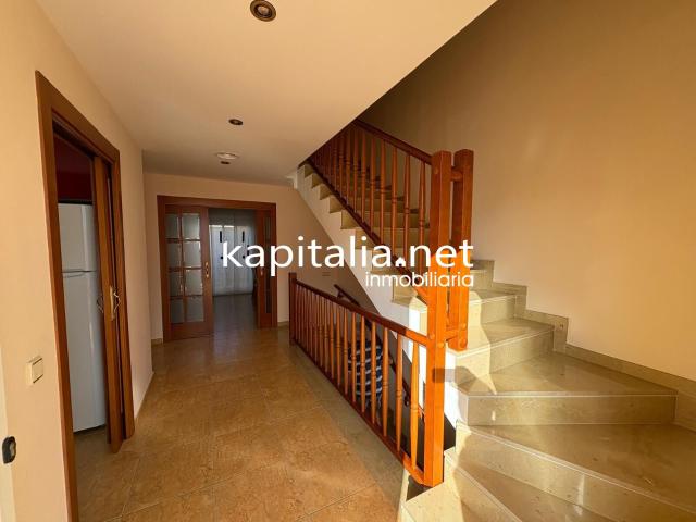 Casa en venta en La Canal de Navarrés, Valencia