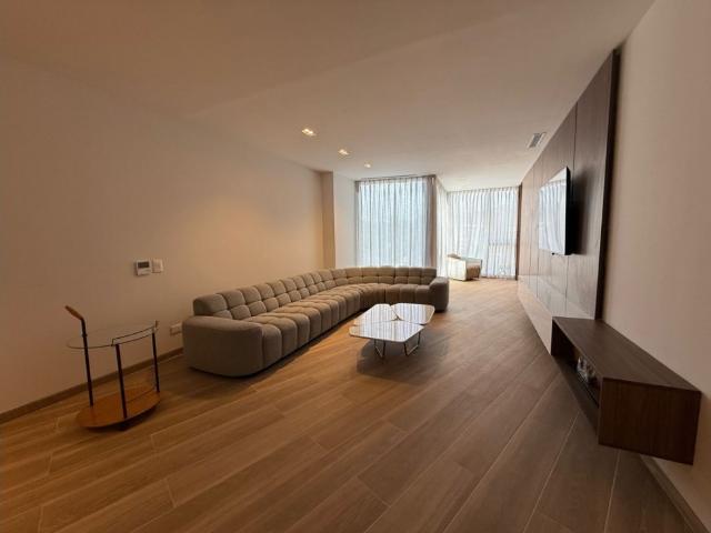 Apartamento en alquiler en Las Mercedes, Caracas