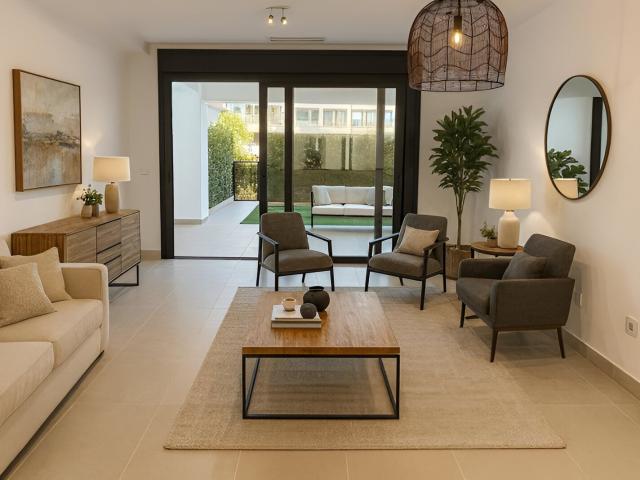 Casa en venta en Barriada Islas Canarias, Costa del Sol Occidental